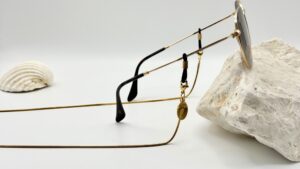 gold sunglasses chain