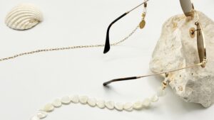 shell sunglasses cord